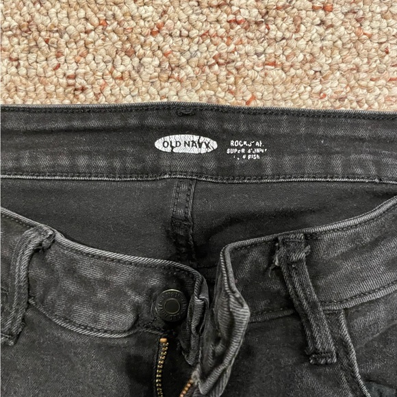 Lightly worn old navy high wasted skinny stretch jeans - Picture 2 of 2